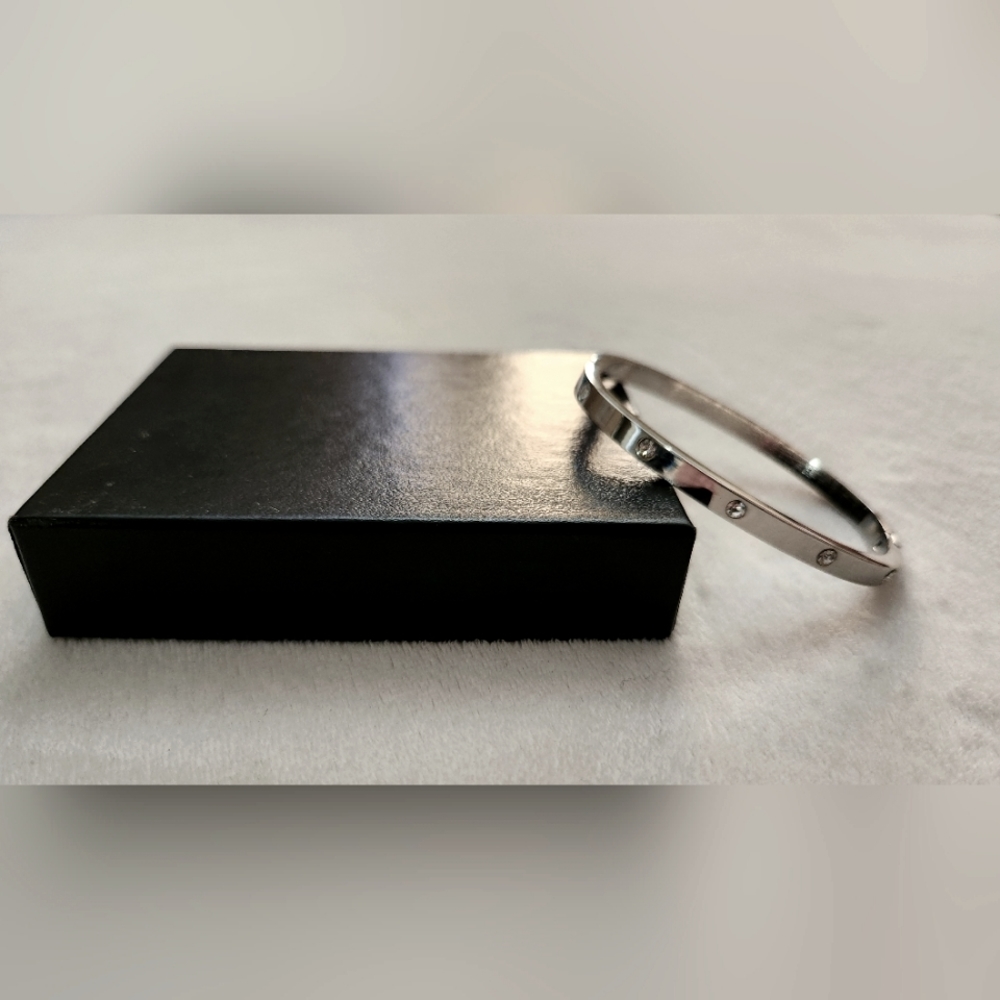 Women Bracelet